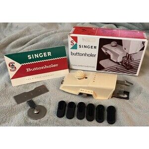 Vtg SINGER Buttonholer Automatic Buttonhole Stitch Attachment 4561 w/ Box & Book